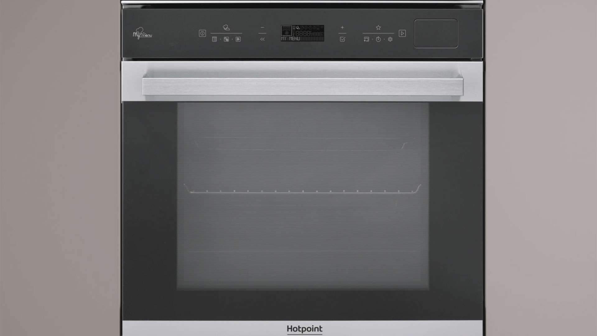 Light and fragrant cooking styles with the Active Steam75 oven by Hotpoint