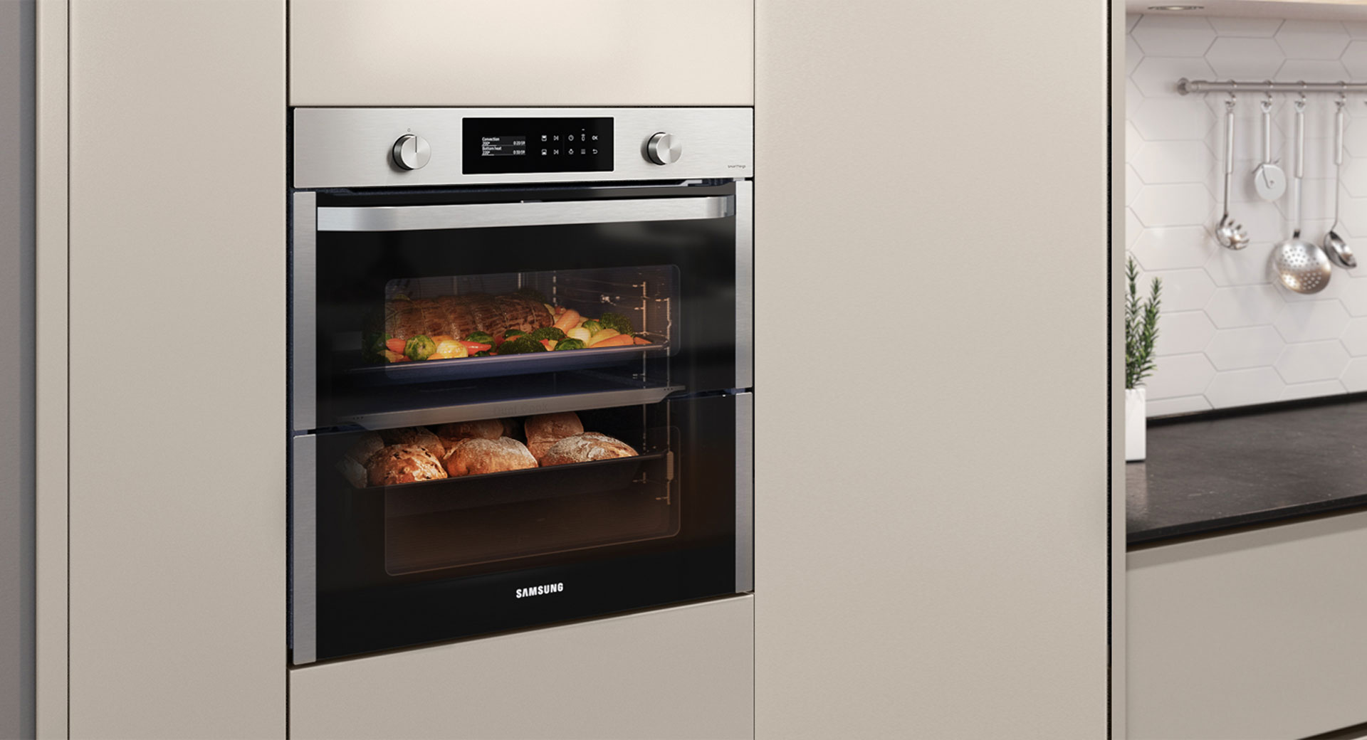 The endless possibilities offered by the Samsung Dual Cook Flex™ oven